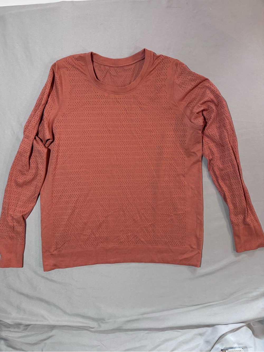 lululemon Breeze By Long Sleeve Squad,  Open-Hole Ventilation
